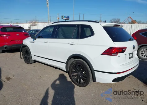 2022 Volkswagen Tiguan 2.0T Se R-Line Black z USA, uszkodzony, nr VIN 3VVCB7AXXNM036277
